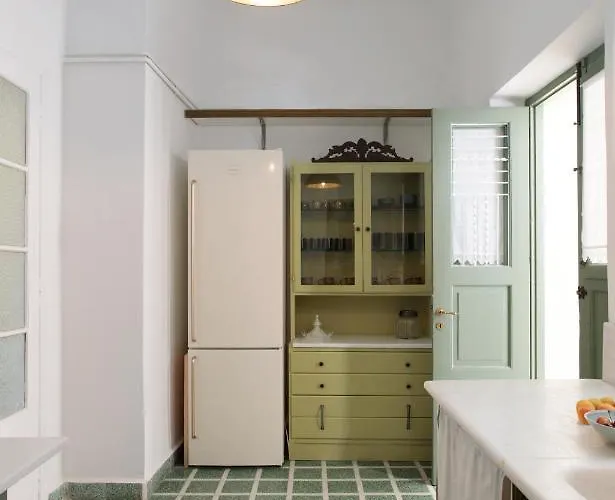 Alma Libre Chora Apartman