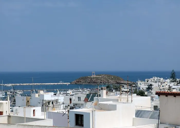 Alma Libre Chora * Naxos City