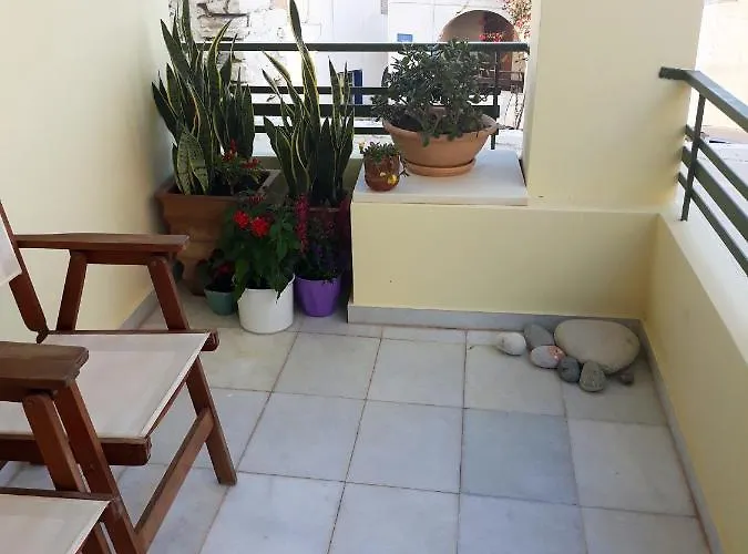 Alma Libre Chora Naxos City