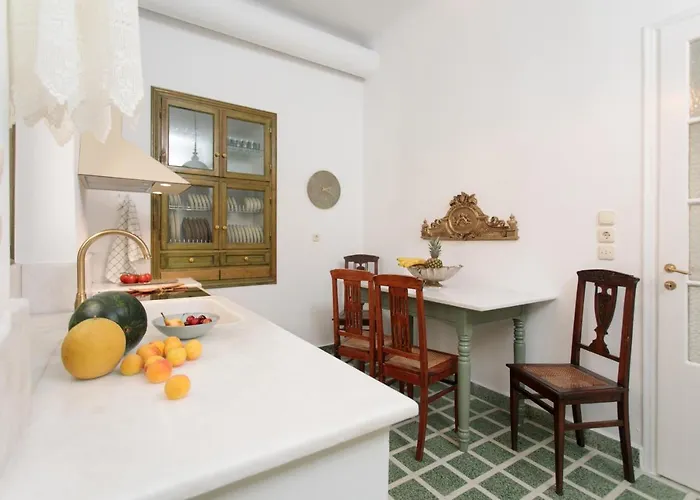 Alma Libre Chora * Naxos City